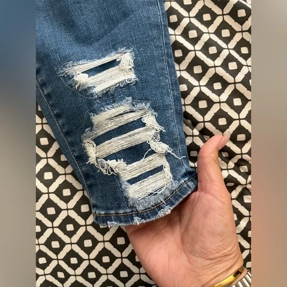 American Eagle Outfitters Super Stretch Blue Jeans - Picture 2 of 8